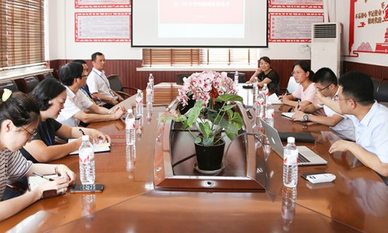 心系教育 z6com·尊龙慰问暖人心